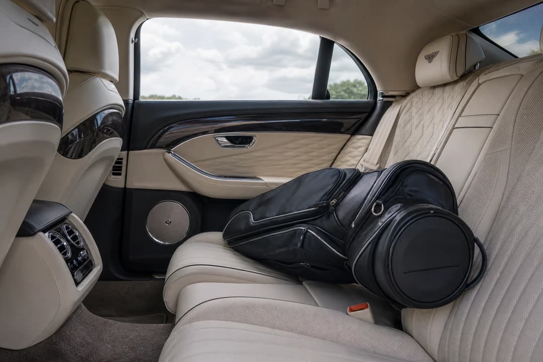 Bentley Flying Spur cabin with a soft golf bag for best cars to rent Dubai clubhouse evenings