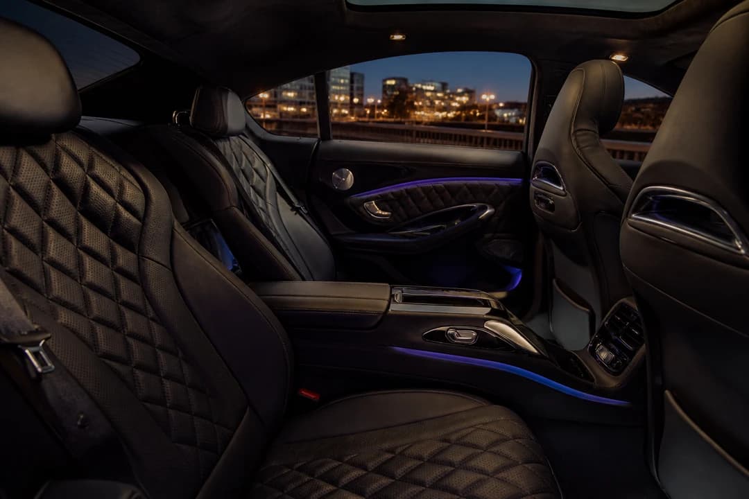 Quiet electric luxury cabin for best luxury car Dubai VIP city hops without engine noise