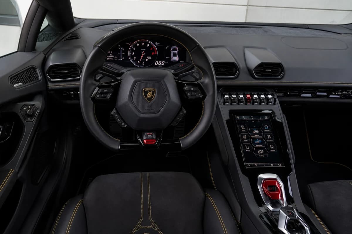 Lamborghini Huracán EVO cockpit for supercar rental Dubai cabin theatre