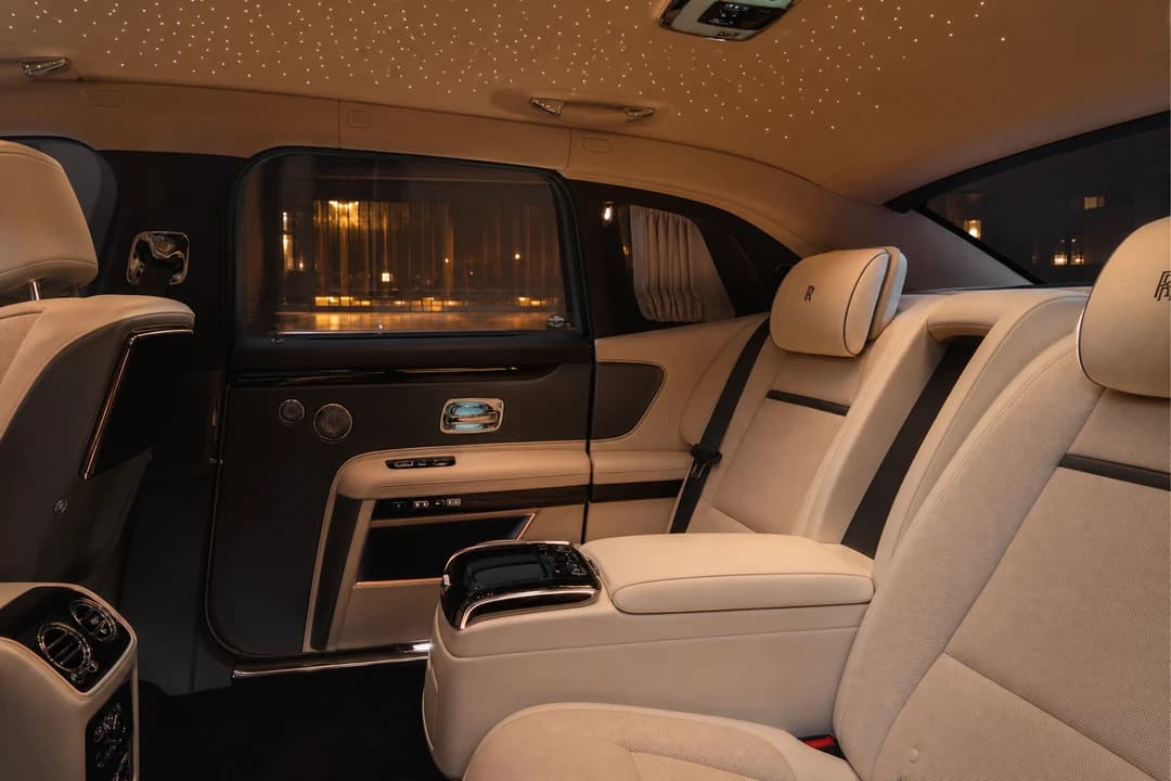 Rolls-Royce Ghost Series II rear cabin leather lounge for executive comfort and private client transfers