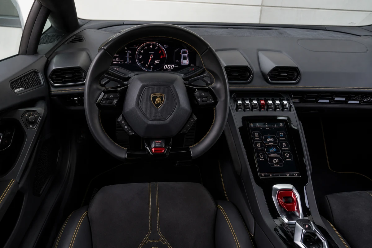 Lamborghini Huracán EVO cockpit for supercar rental Dubai cabin theatre