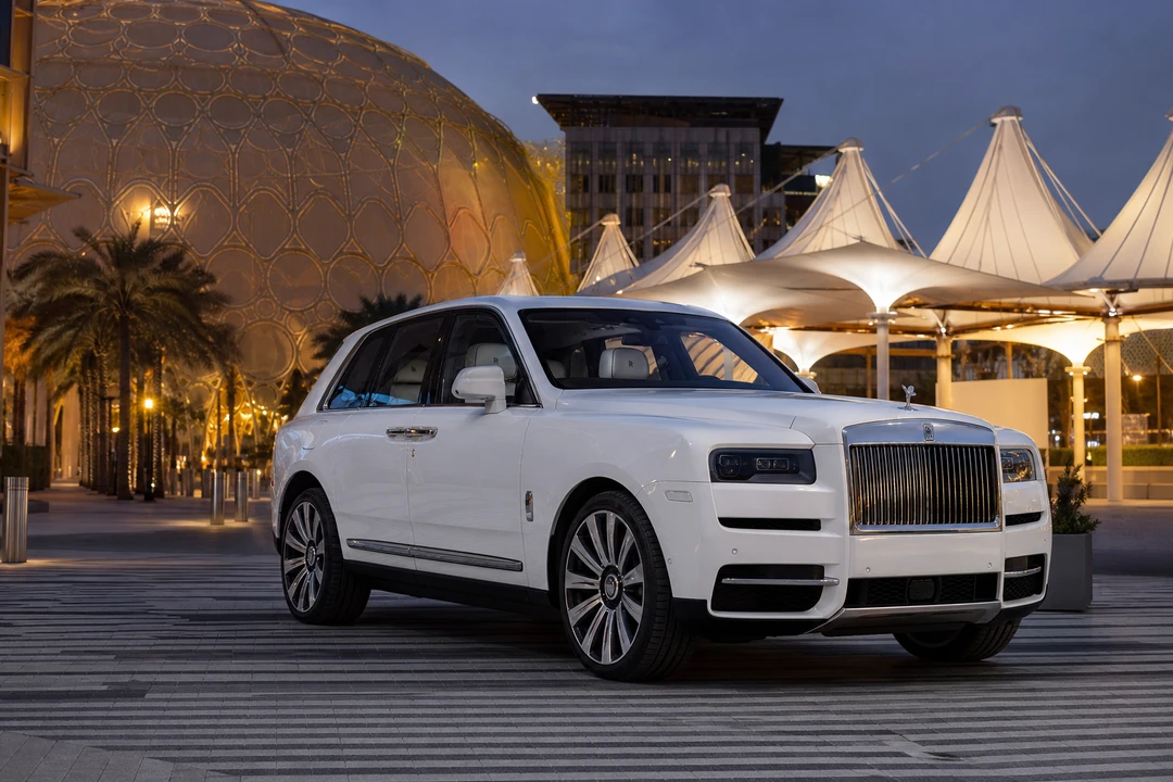 Rolls-Royce Cullinan at Expo City Dubai in the evening for best cars to rent Dubai South event plans