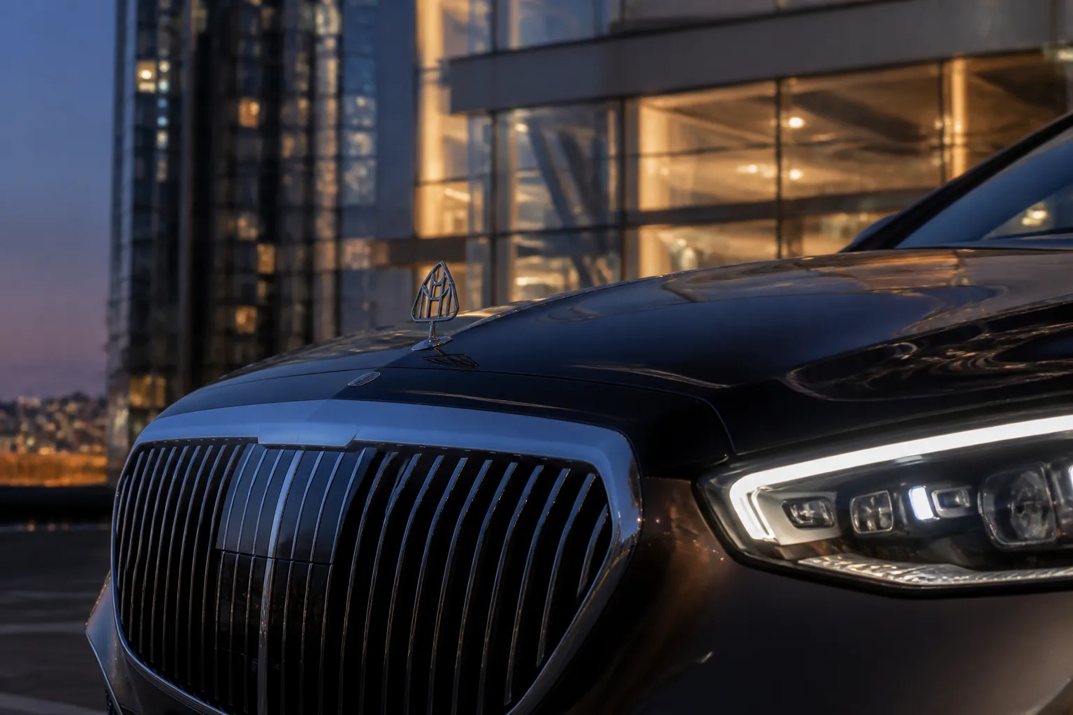 Mercedes-Maybach grille detail for Mercedes Benz luxury car rental Dubai model choice