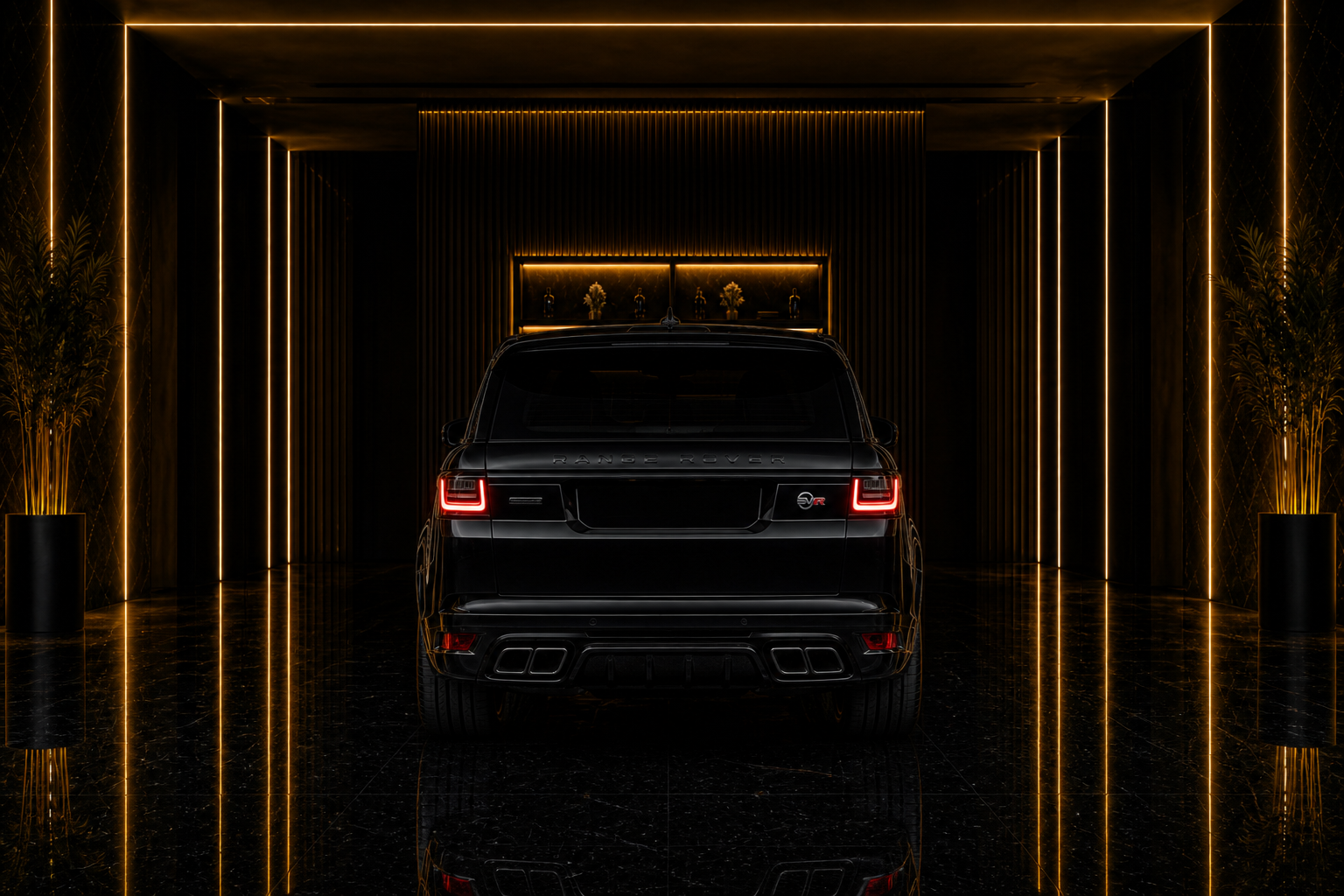 Land Rover SVR range rover sport svr angle rear